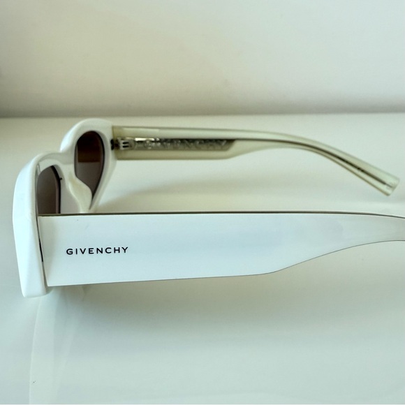 GIVENCHY women vintage sunglasses GV7154/G/S VK670 Authentic - Picture 3 of 9